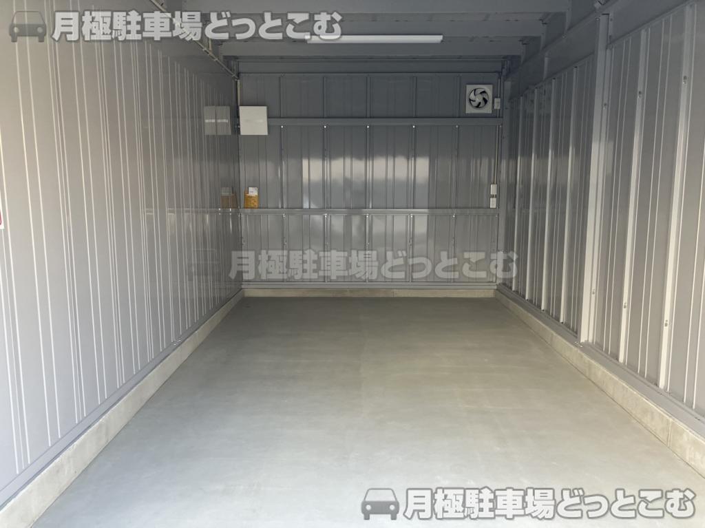 春日井市鳥居松町3丁目147-2の月極駐車場3