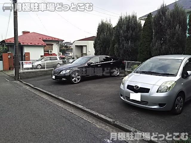 横浜市鶴見区北寺尾1-15の月極駐車場1