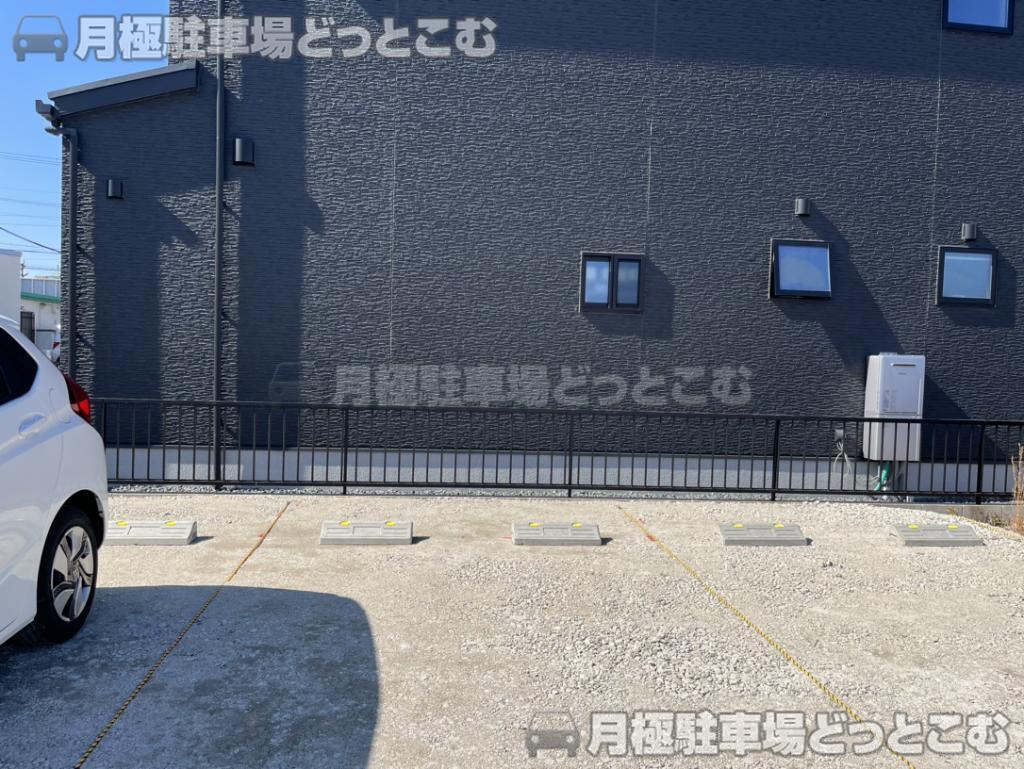 名古屋市中川区法華2丁目69-3の月極駐車場6