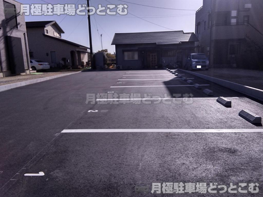名古屋市守山区町南2705-1の月極駐車場2