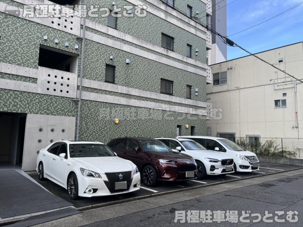 名古屋市中区大須1丁目29-12の月極駐車場4