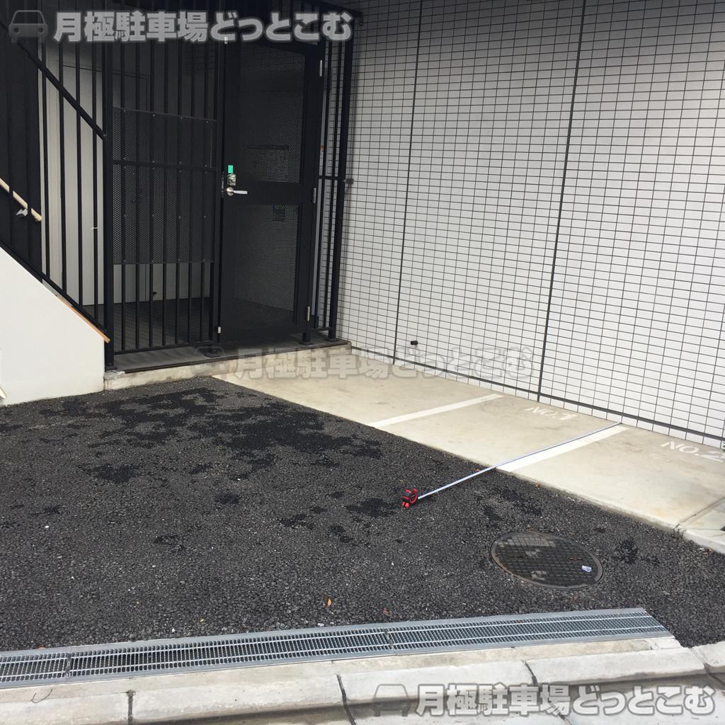 川口市西川口3-1-7の月極駐車場3