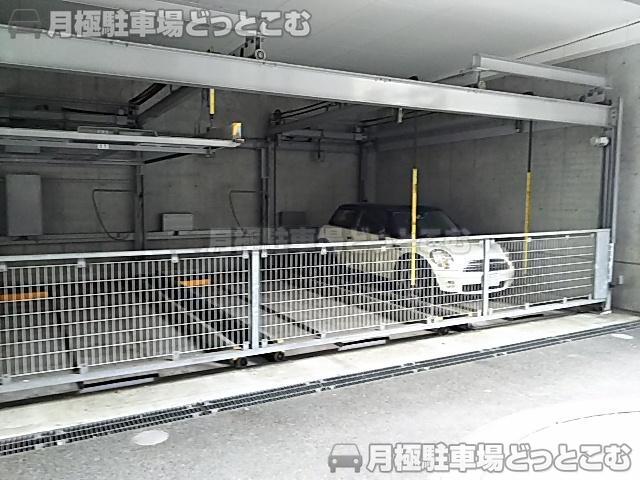 横浜市南区永楽町2-26-3の月極駐車場2
