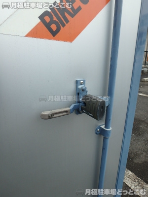 川崎市宮前区菅生5-9-の月極駐車場3