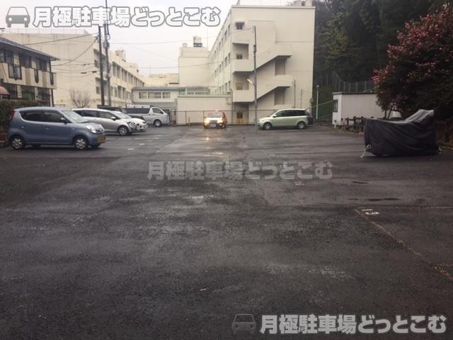 横浜市保土ケ谷区藤塚町20-1,23,25の月極駐車場3