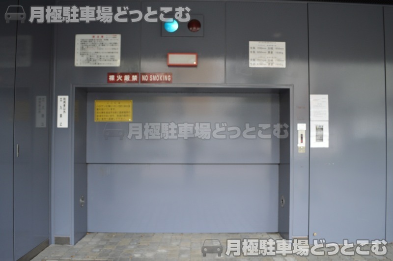 港区浜松町1丁目2-4の月極駐車場2