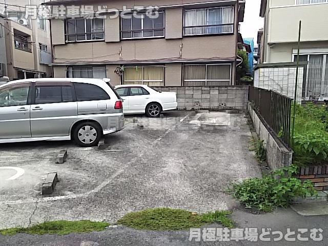 横浜市鶴見区下末吉3-9-40の月極駐車場2