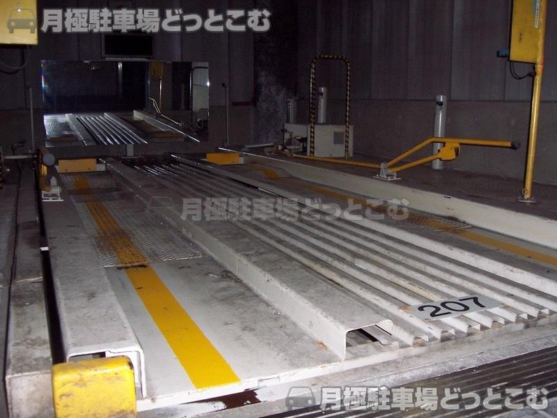 横浜市港北区新横浜2丁目5-5の月極駐車場2