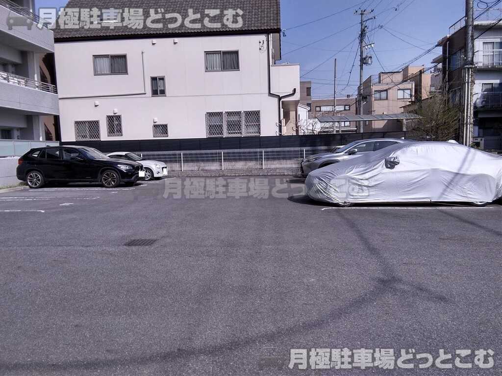 名古屋市千種区今池南5-3の月極駐車場2