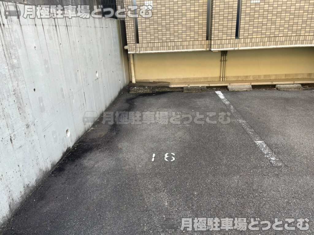 名古屋市天白区横町508の月極駐車場3