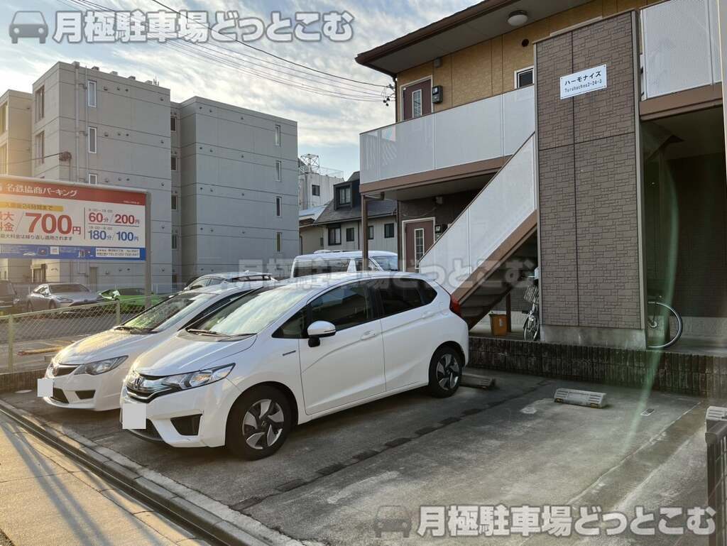 名古屋市昭和区鶴羽町2丁目24-3の月極駐車場3