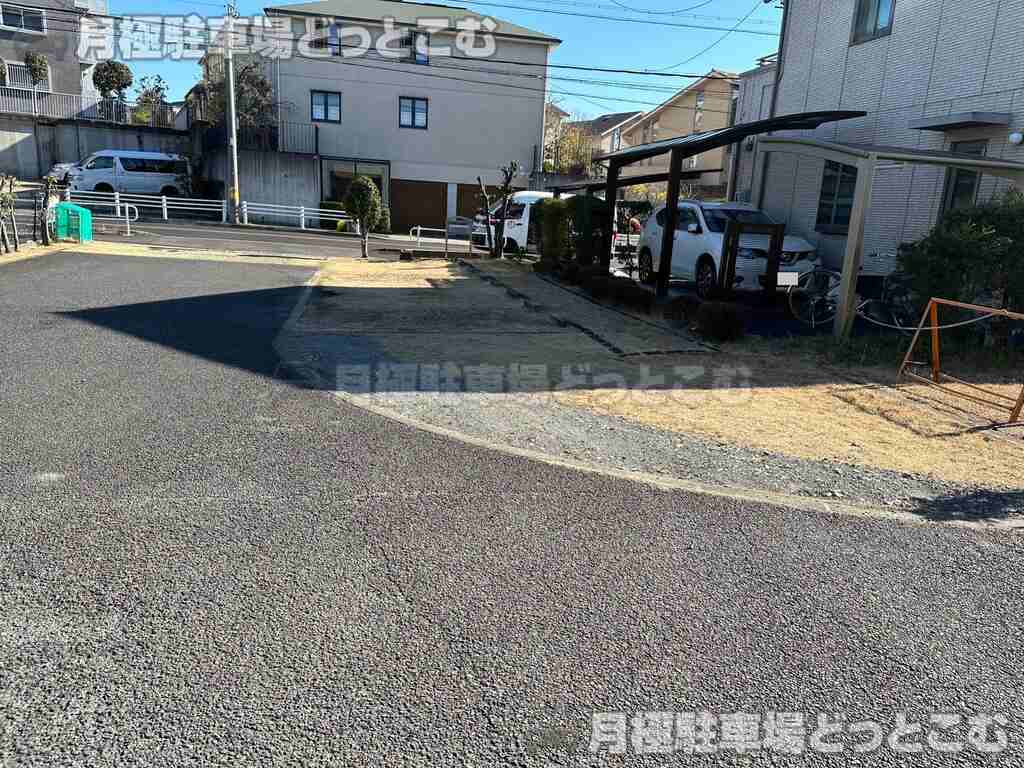 名古屋市瑞穂区彌富町字清水ケ岡75-1の月極駐車場3