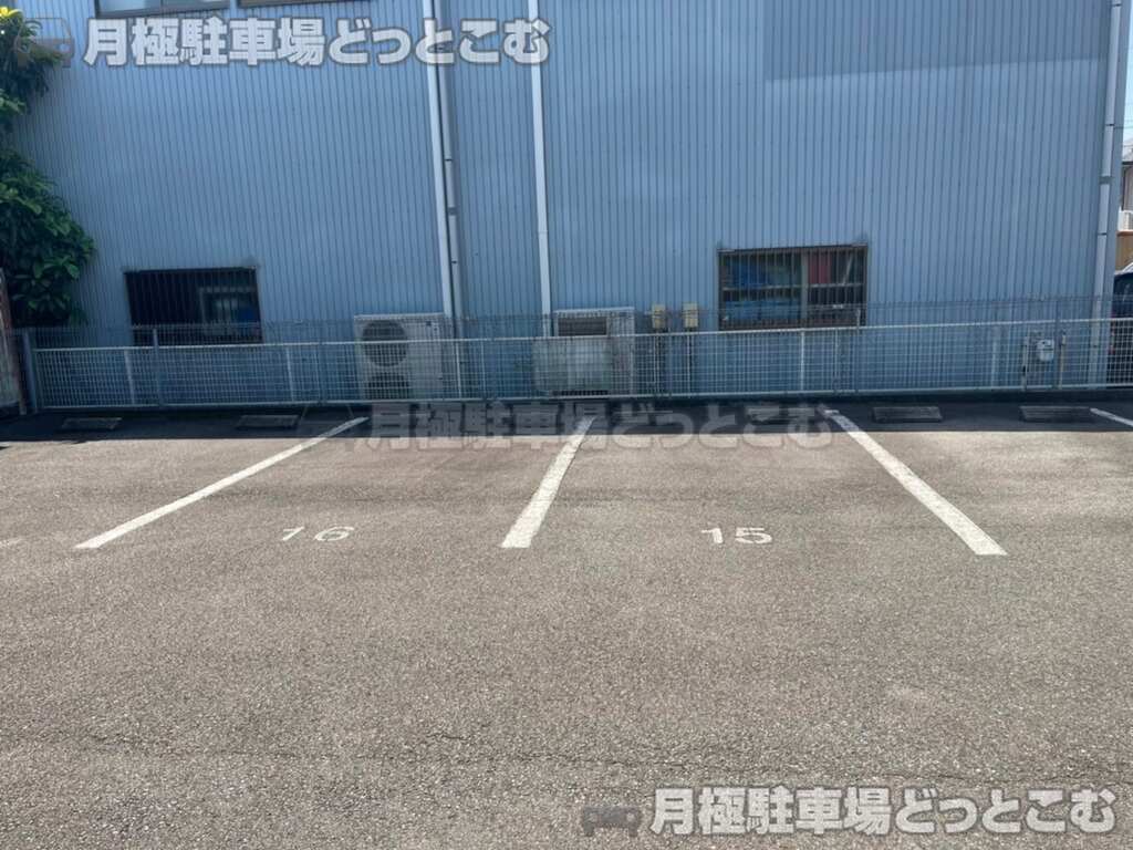 名古屋市南区中割町2丁目39の月極駐車場2