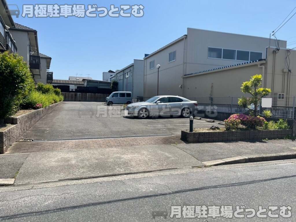 名古屋市南区中割町2丁目39の月極駐車場3