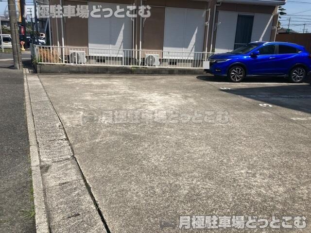 名古屋市緑区鹿山2丁目34の月極駐車場3