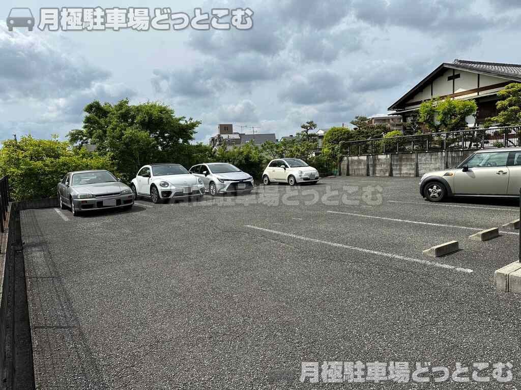 名古屋市千種区丸山町2丁目55の月極駐車場2