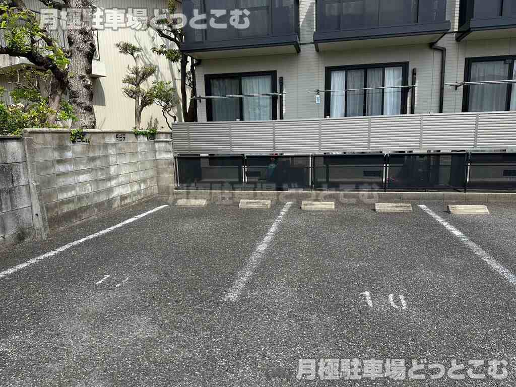 名古屋市千種区丸山町2丁目55の月極駐車場3
