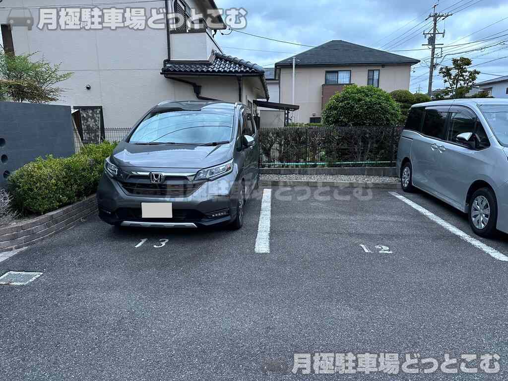 名古屋市名東区よもぎ台1丁目1614の月極駐車場2