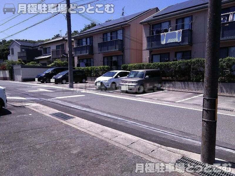 名古屋市名東区平和が丘1丁目96-1の月極駐車場3