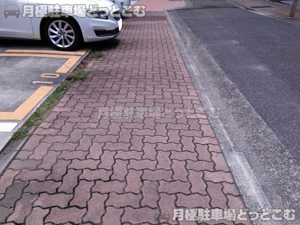 名古屋市西区上名古屋2-2004、2009-2の月極駐車場3