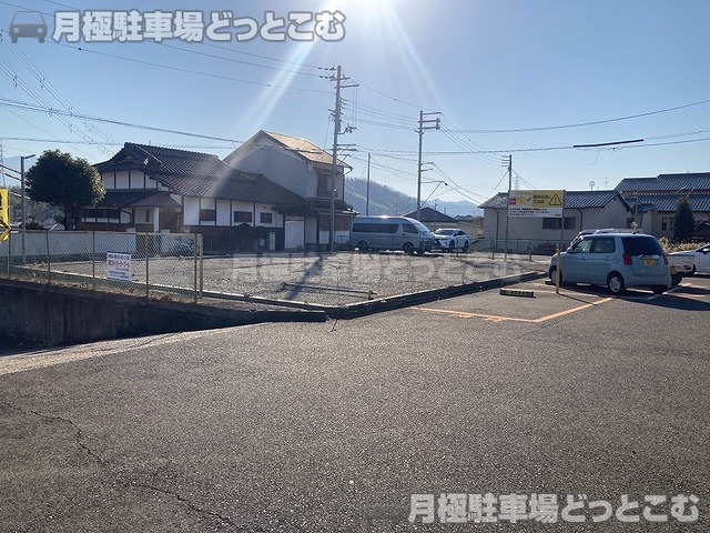 河内長野市栄町2－8の月極駐車場2