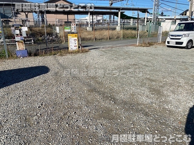 磯城郡三宅町石見483-9の月極駐車場4