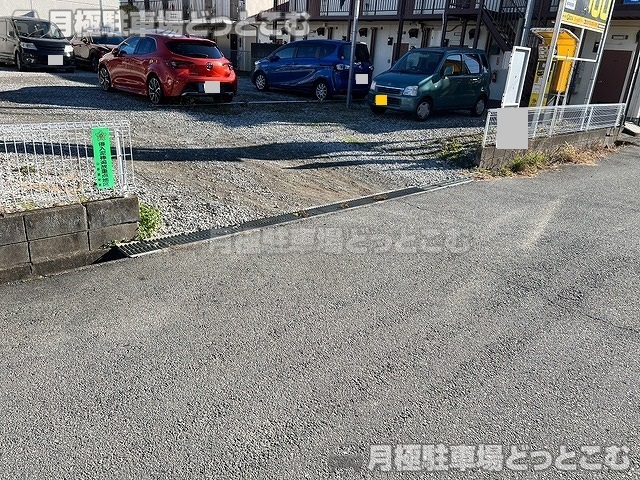 日野市南平6-12-28の月極駐車場5