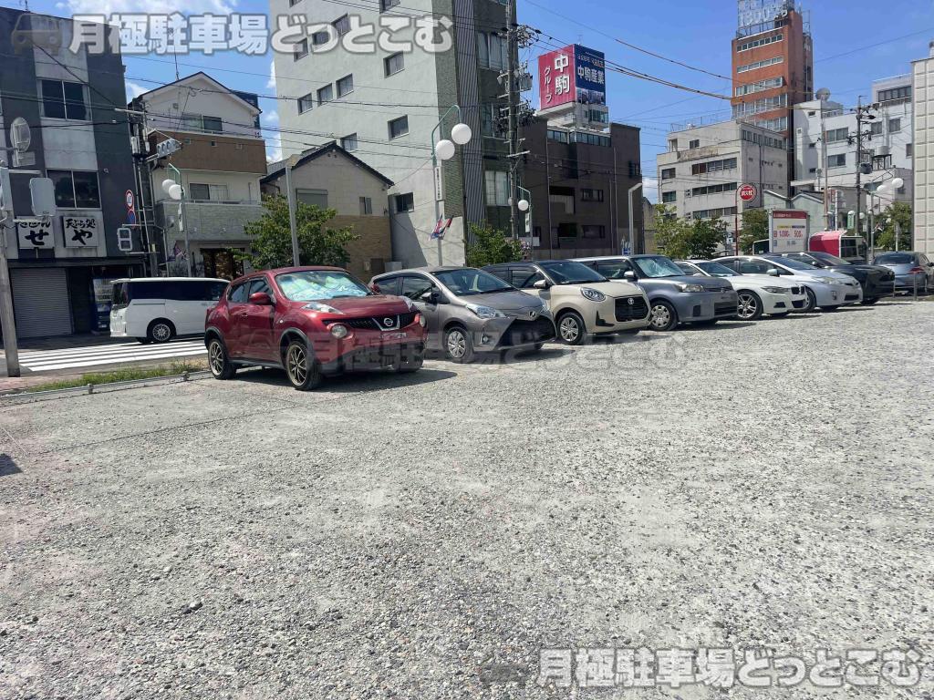 名古屋市中村区太閤三丁目511番の一部の月極駐車場3