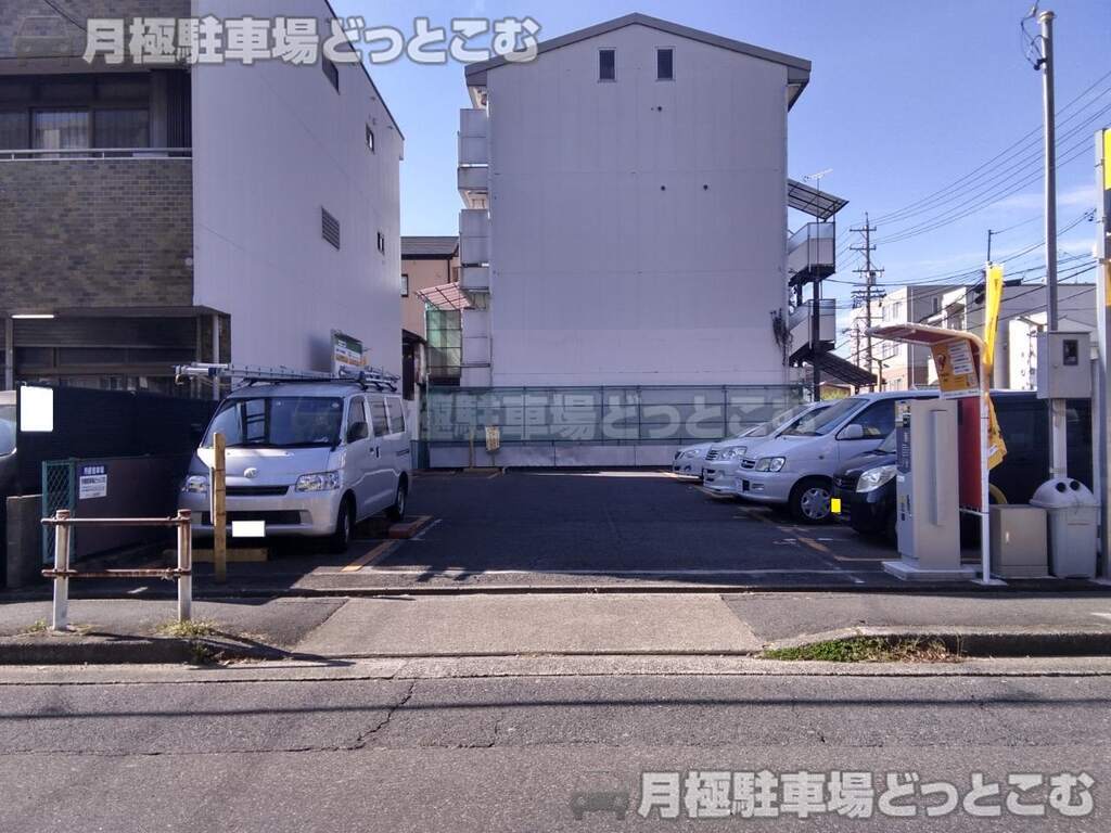 名古屋市北区上飯田南町5-117の月極駐車場1
