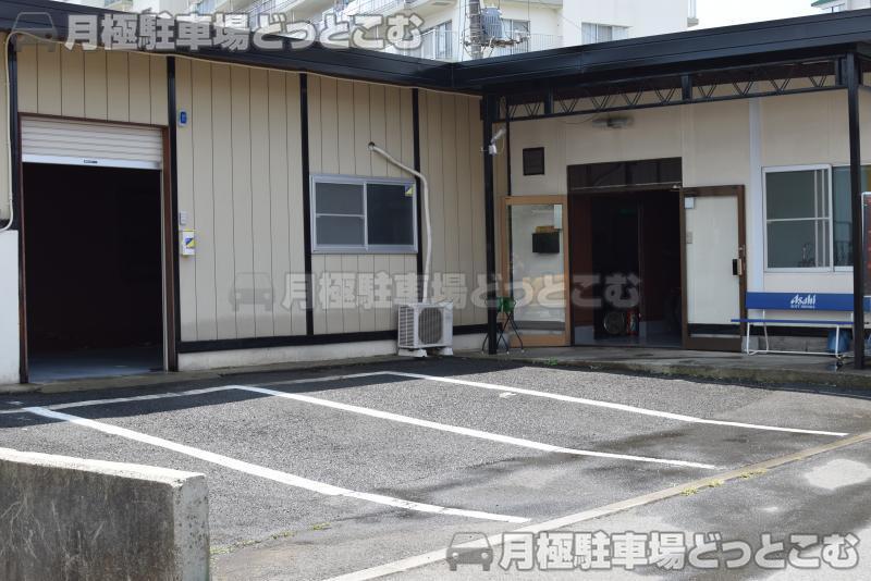 伊勢原市高森1169の月極駐車場1