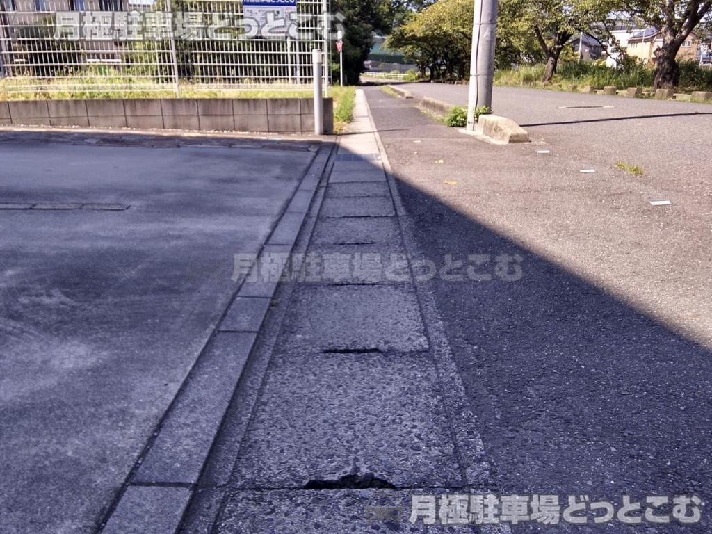 春日井市町田町1丁目7の月極駐車場4