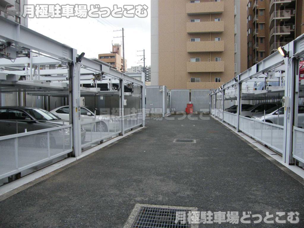 大阪市城東区関目1-3-11の月極駐車場2