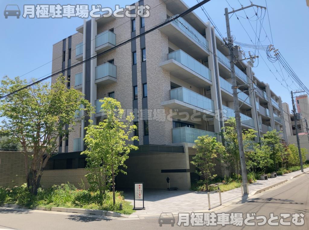 芦屋市南宮町16-4の月極駐車場4