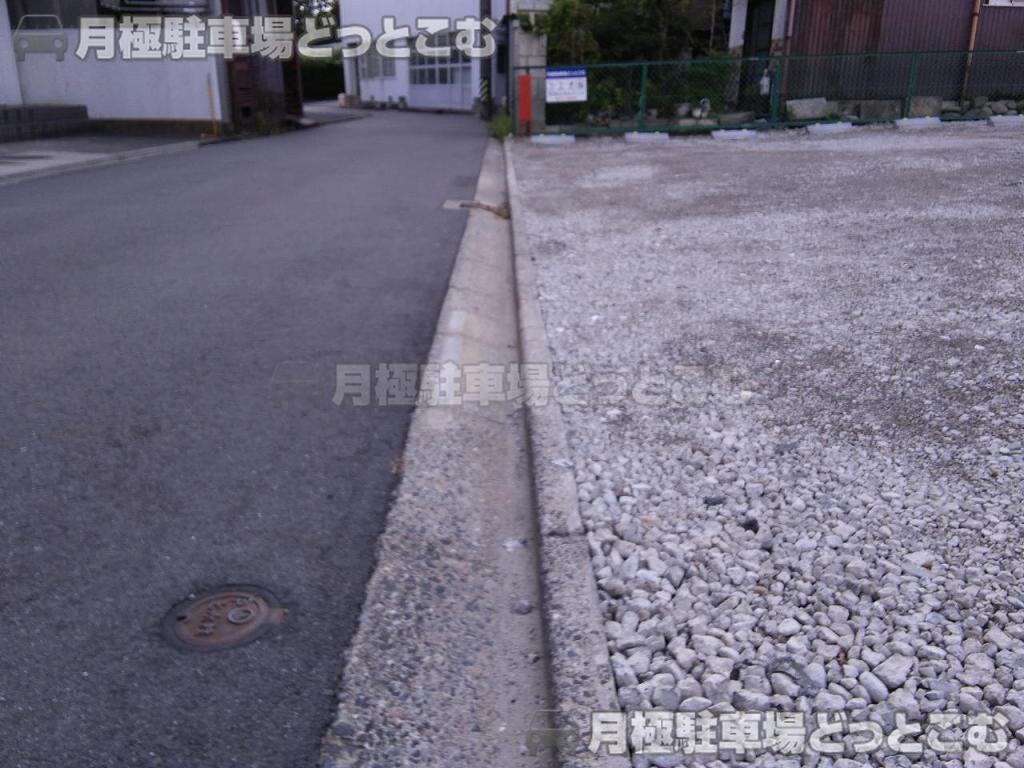名古屋市西区稲生町6丁目45の月極駐車場4