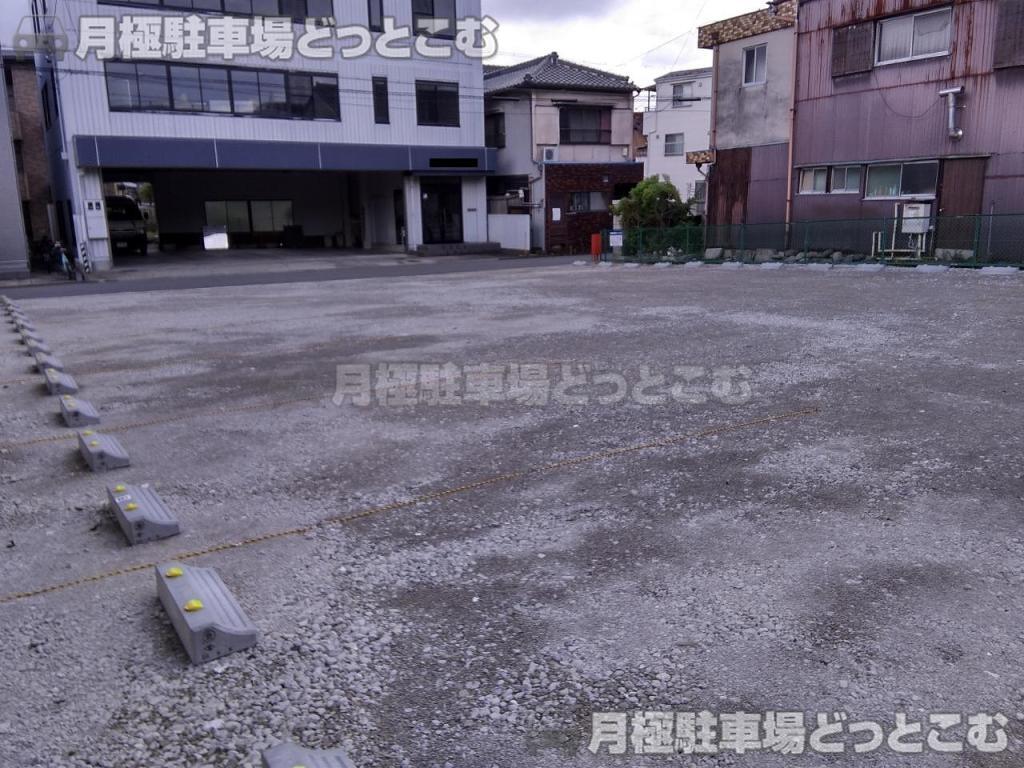 名古屋市西区稲生町6丁目45の月極駐車場5