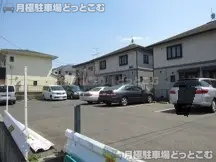 横浜市青葉区市ケ尾町477-11 の月極駐車場2