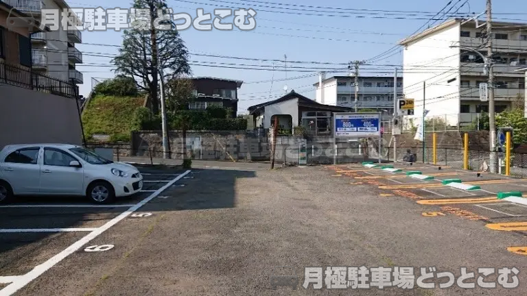 横浜市神奈川区沢渡62-6,9の月極駐車場2