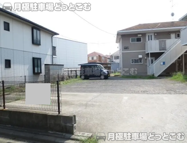 横浜市保土ケ谷区上星川2-560の月極駐車場2