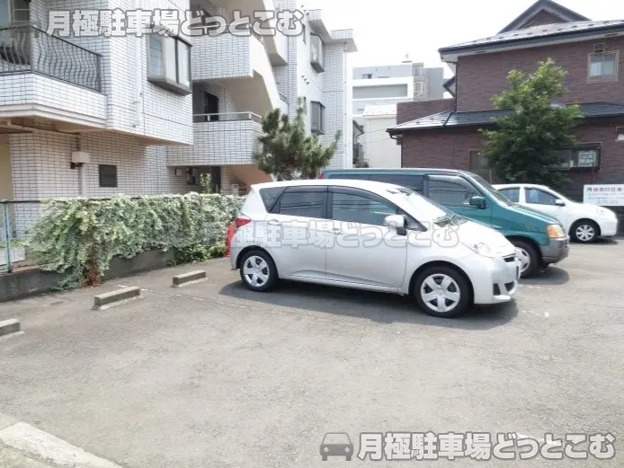 横浜市保土ケ谷区仏向町239の月極駐車場3