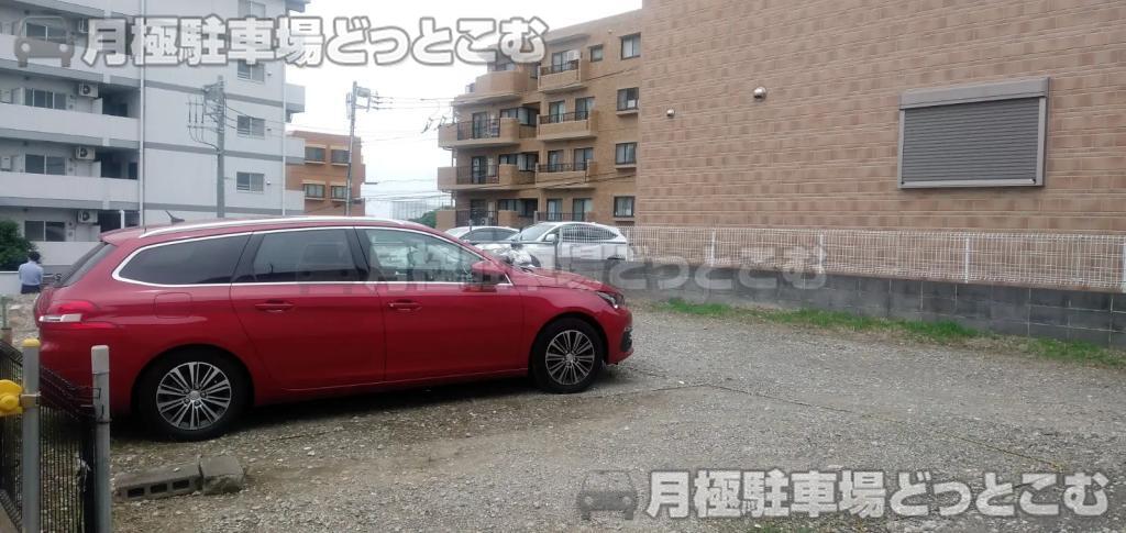 横浜市神奈川区羽沢南2-363-5の月極駐車場3