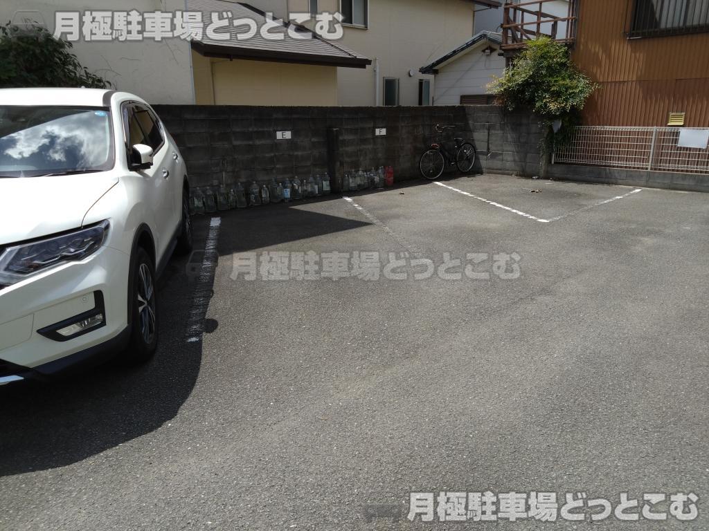 和歌山市北新金屋丁39の月極駐車場2