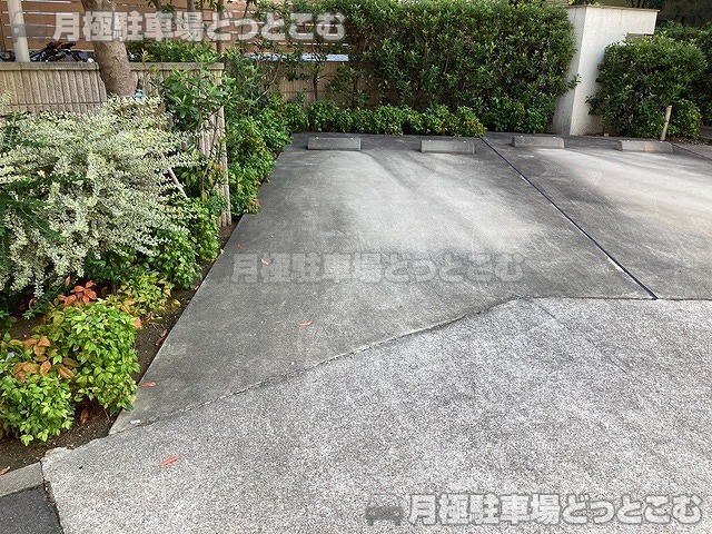 名古屋市中区千代田3丁目の月極駐車場4