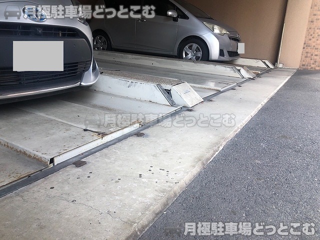 名古屋市中区丸の内2丁目1-1の月極駐車場7