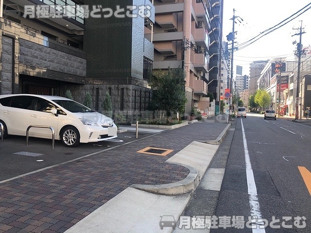 名古屋市中区富士見町17-23の月極駐車場7