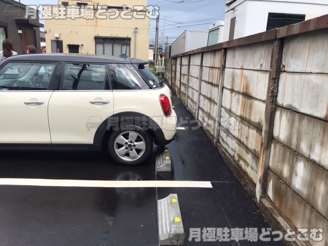 名古屋市中村区長戸井町3丁目41-2の月極駐車場4