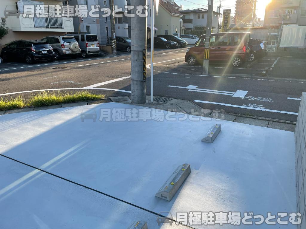 豊田市日之出町2丁目8-10の月極駐車場5