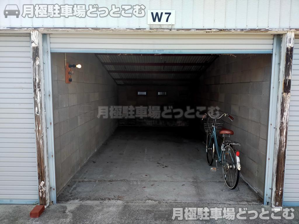 中津市片端町1376-1の月極駐車場5