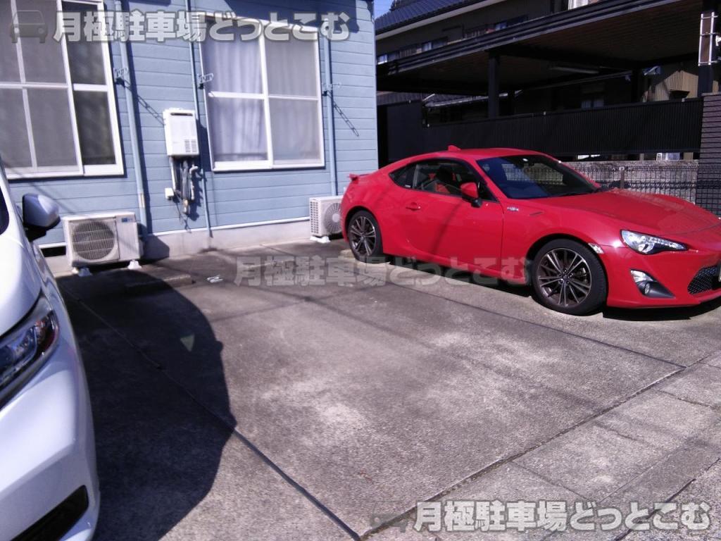 名古屋市西区中小田井5丁目191の月極駐車場2