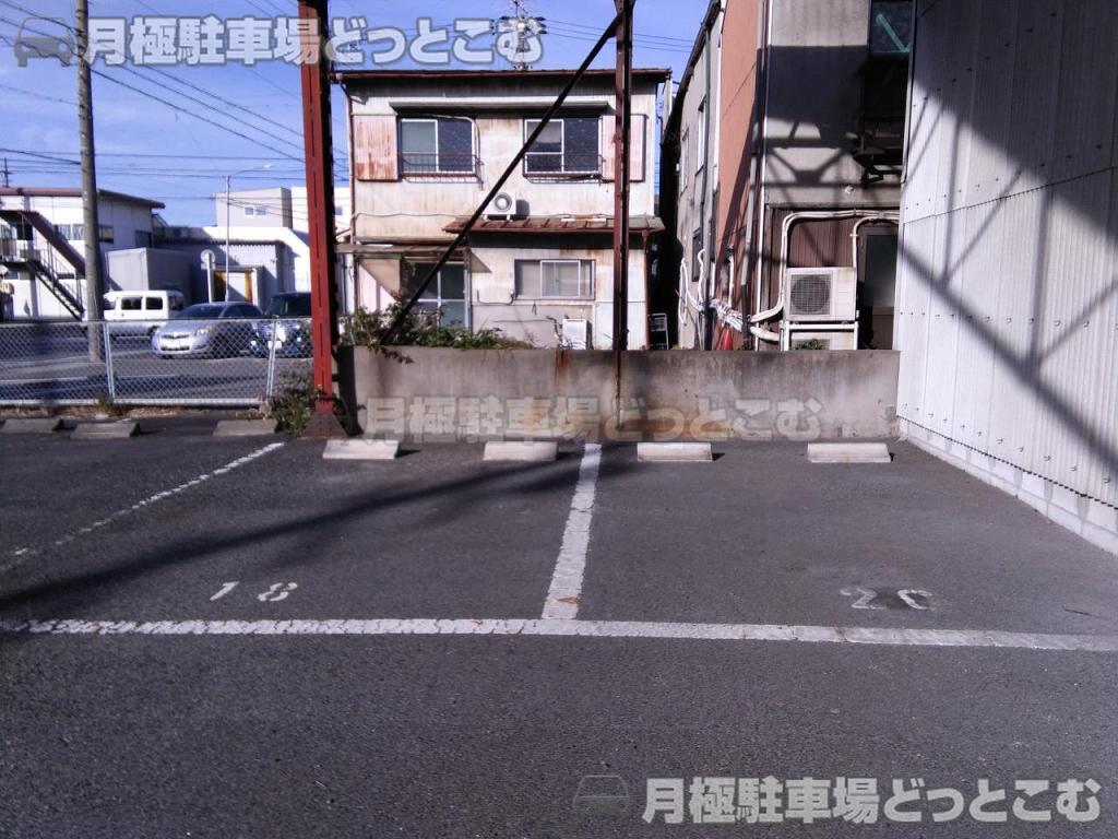 名古屋市熱田区西野町2丁目63の月極駐車場7