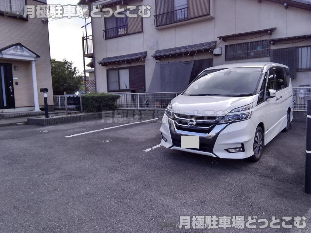 春日井市大手町1丁目146の月極駐車場3